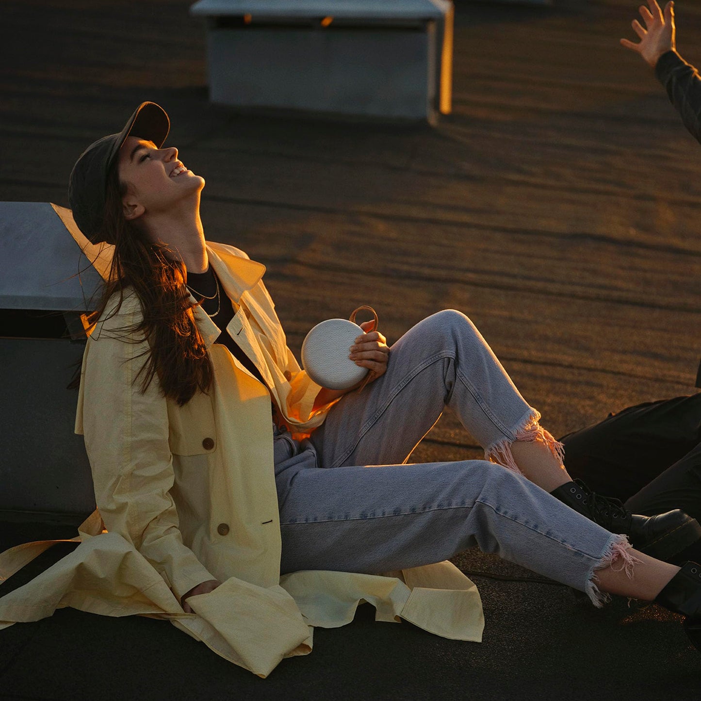 Bang & Olufsen Beosound A1 (2nd Generation) Wireless Portable Waterproof Bluetooth Speaker with Microphone, Grey Mist