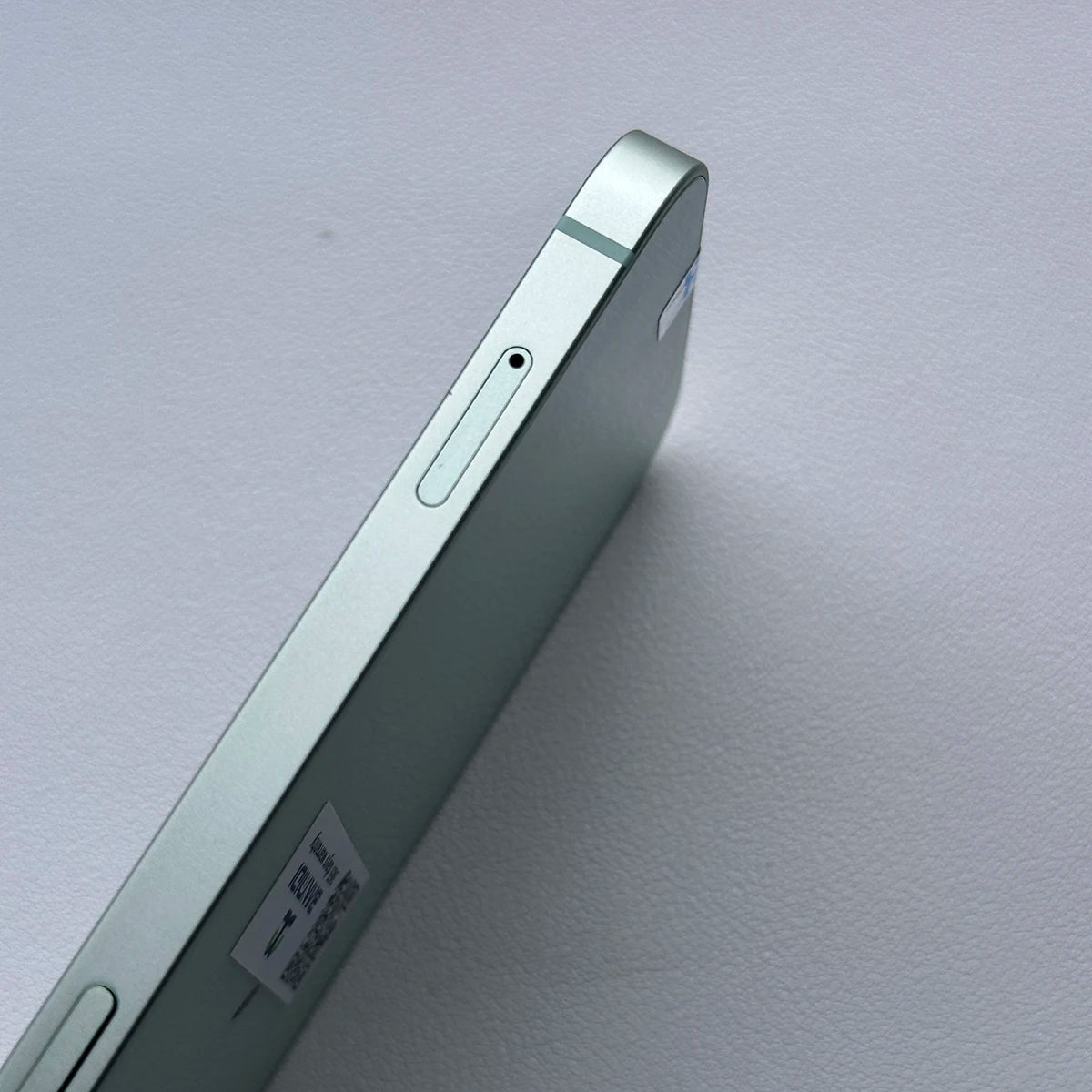 Unlocked iPhone 12 CellPhone 128GB/256GB ROM 4G RAM Original 6.1" OLED Screen A14 Bionic 12MP 95% New Smartphone