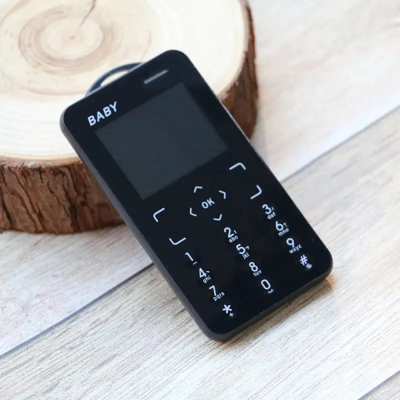 Unlocked Super Mini Card Mobile Phone 1.77 Inch 2G GSM Single SIM MP3 Telephone Bluetooth Dialer FM Blacklist Student CellPhones