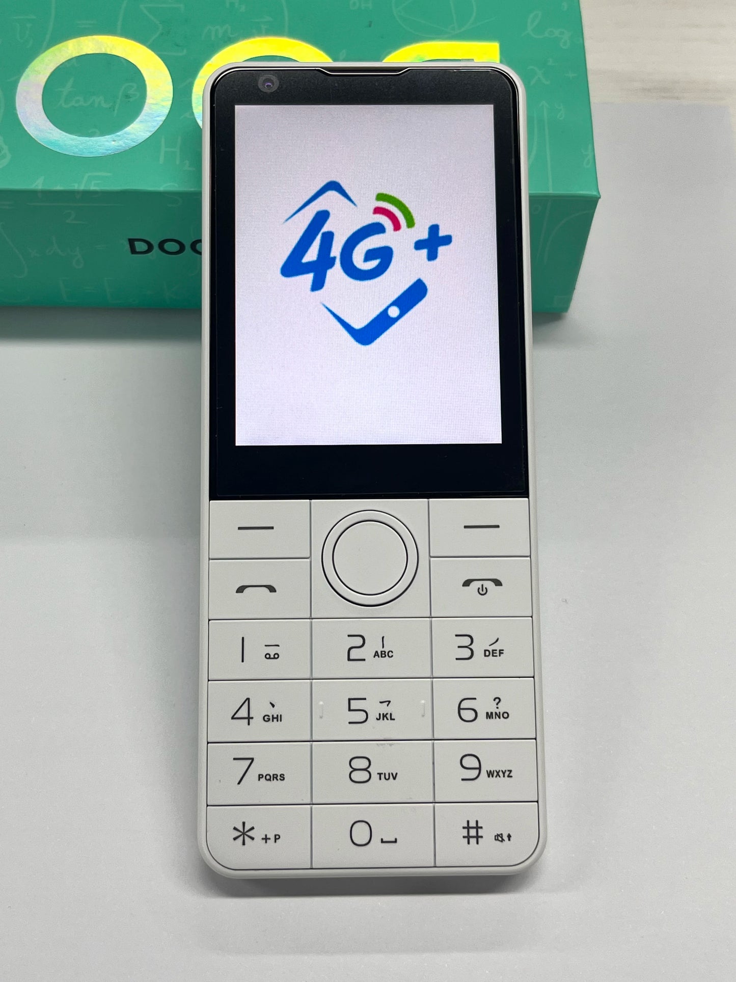 DOOV R77 Pro 4G Touch Screen Keypad Mobile Phone with 5MP Camera 2.8 Inch 3GB+32GB 3000mAh Smartphone Whatsapp Hebrew keyboard