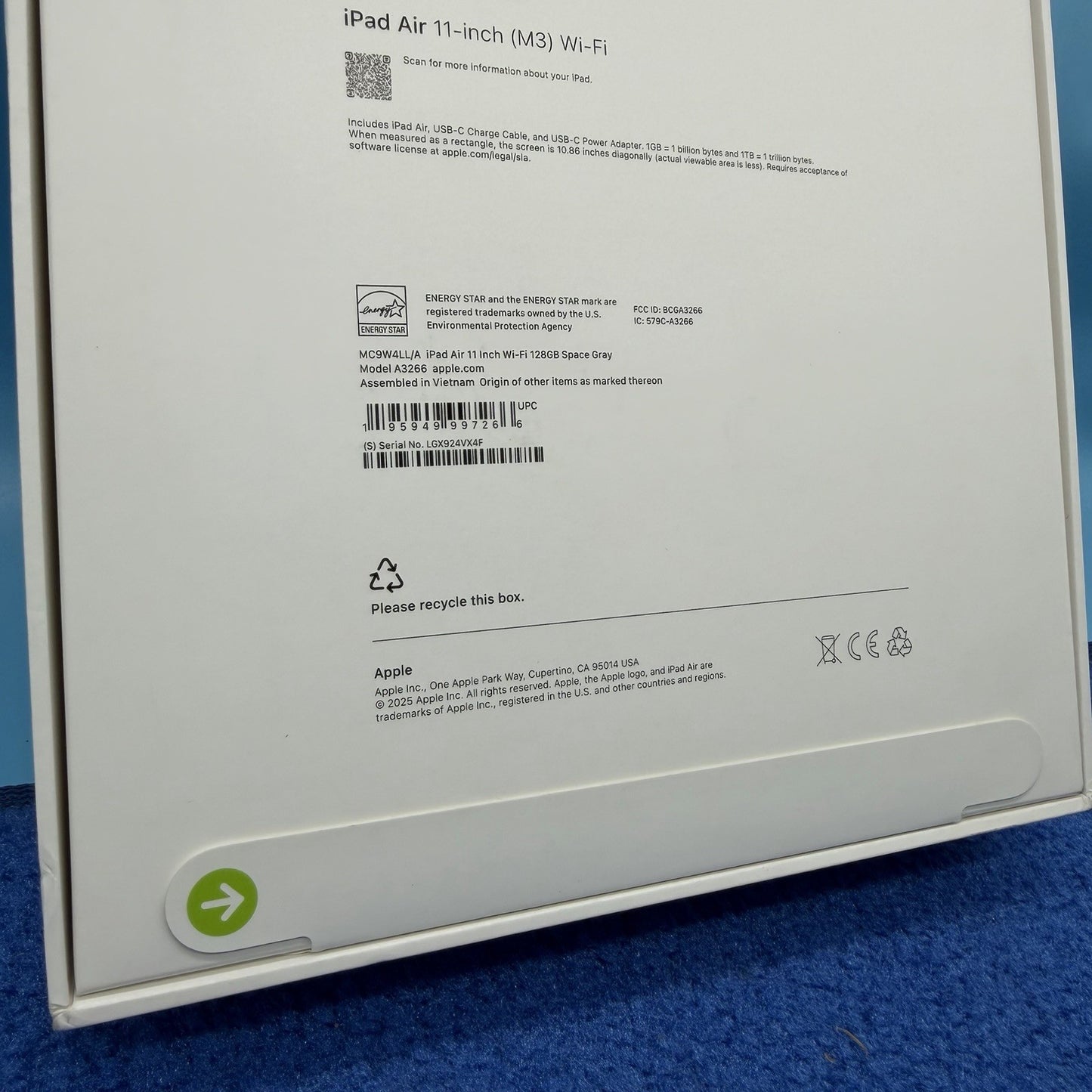 2025 Apple iPad Air 11-inch M3 Chip 128GB Wi-Fi Space Gray MC9W4LL/A