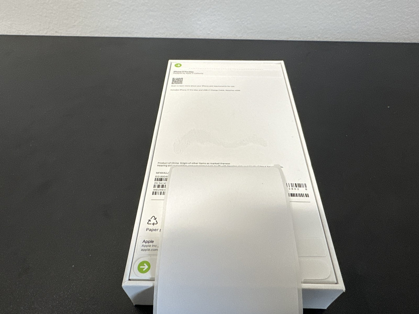 New Sealed Apple iPhone 17 Pro Max 512GB Silver Factory Unlocked Apple Warranty
