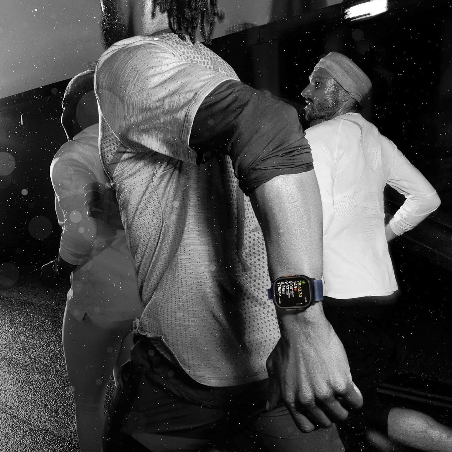 Apple Watch Ultra 2 [GPS + Cellular, 49mm] - Titanium Case with Blue Ocean Band, One Size (Renewed)