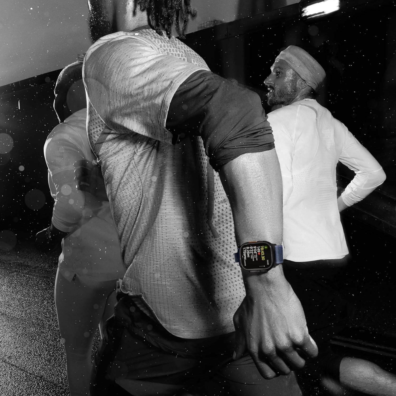 Apple Watch Ultra 2 [GPS + Cellular, 49mm] - Titanium Case with Blue Ocean Band, One Size (Renewed)