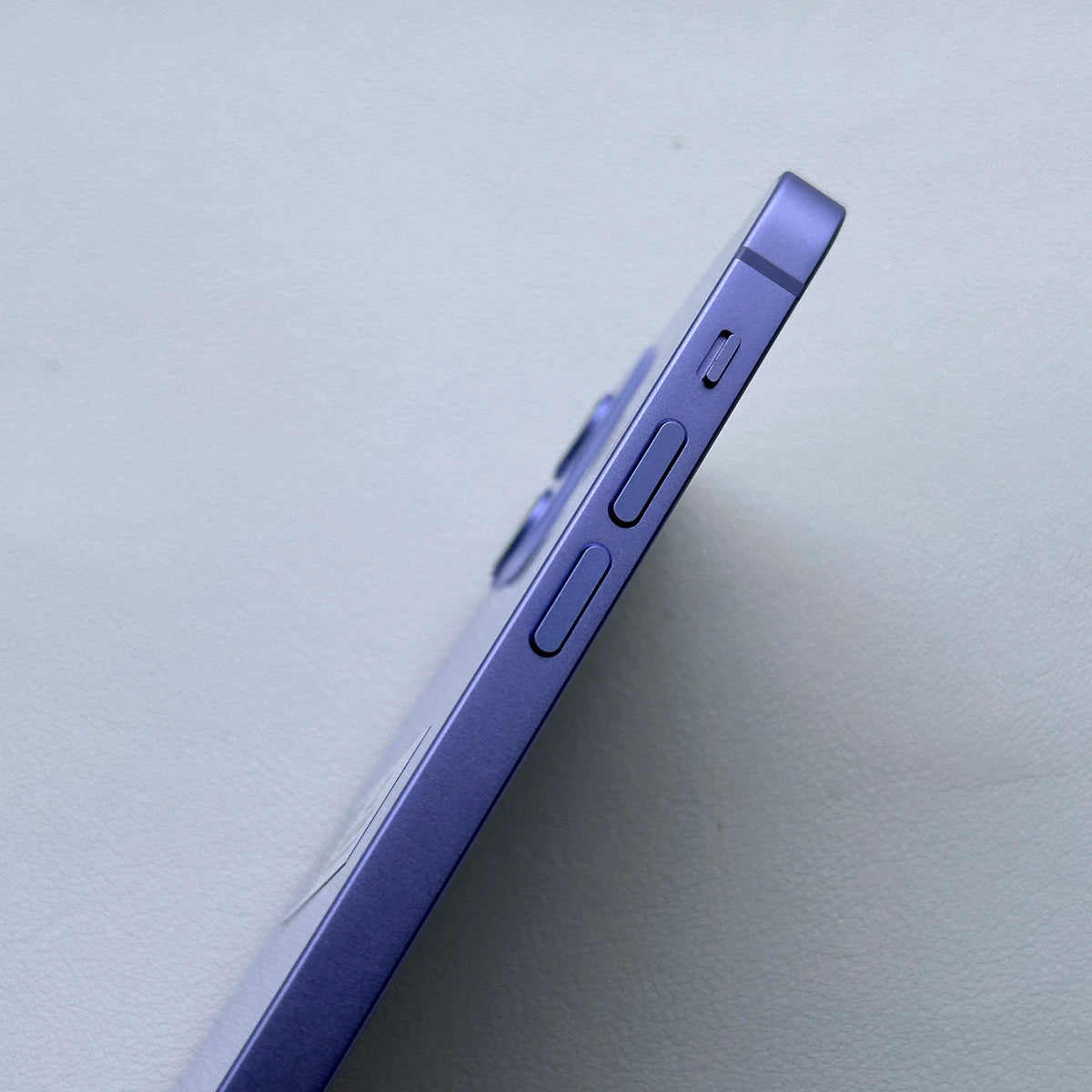 Unlocked iPhone 12 CellPhone 128GB/256GB ROM 4G RAM Original 6.1" OLED Screen A14 Bionic 12MP 95% New Smartphone