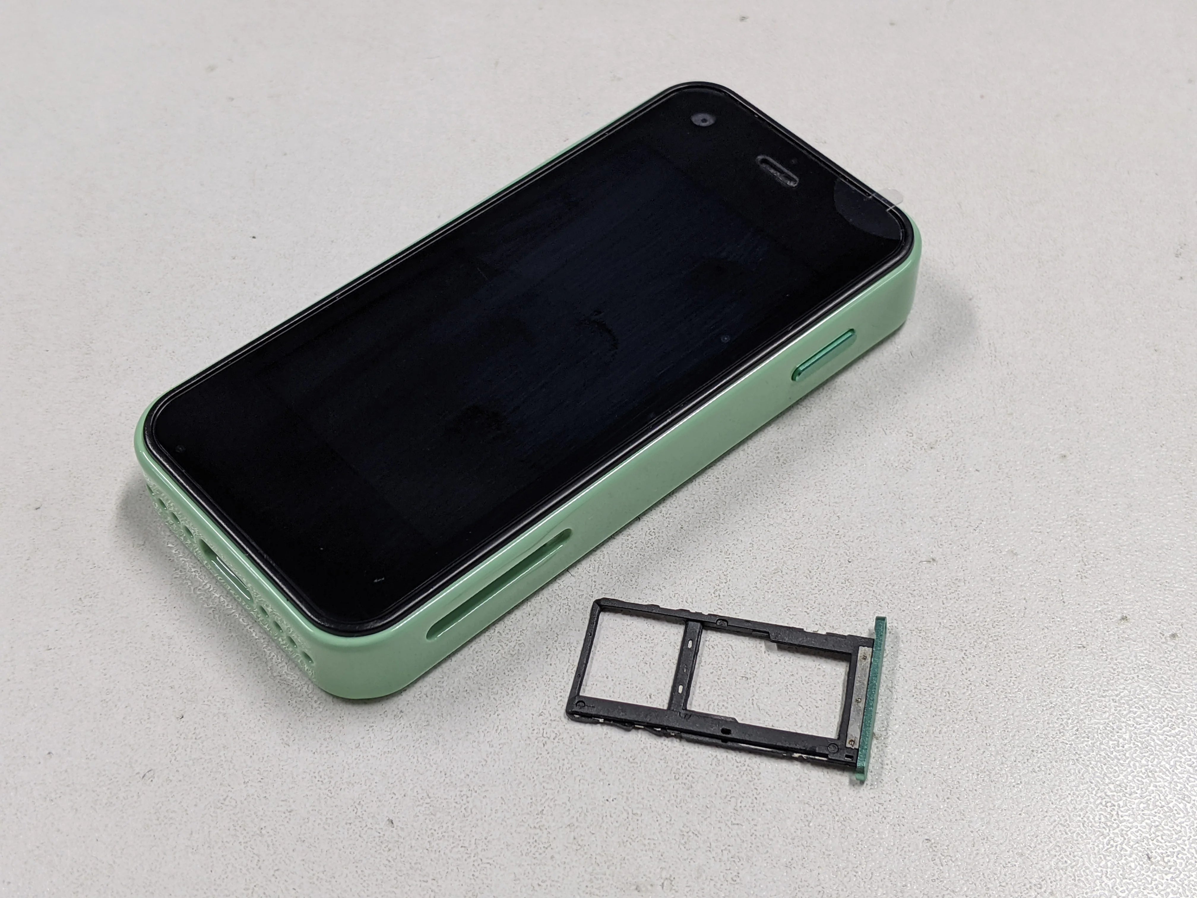 SOYES XS13 Mini Android9.0 Cellphone 2GB RAM 16GB ROM Dual SIM TF Card Slot 5MP Camera Google Play Store Small Smartphone Gifts