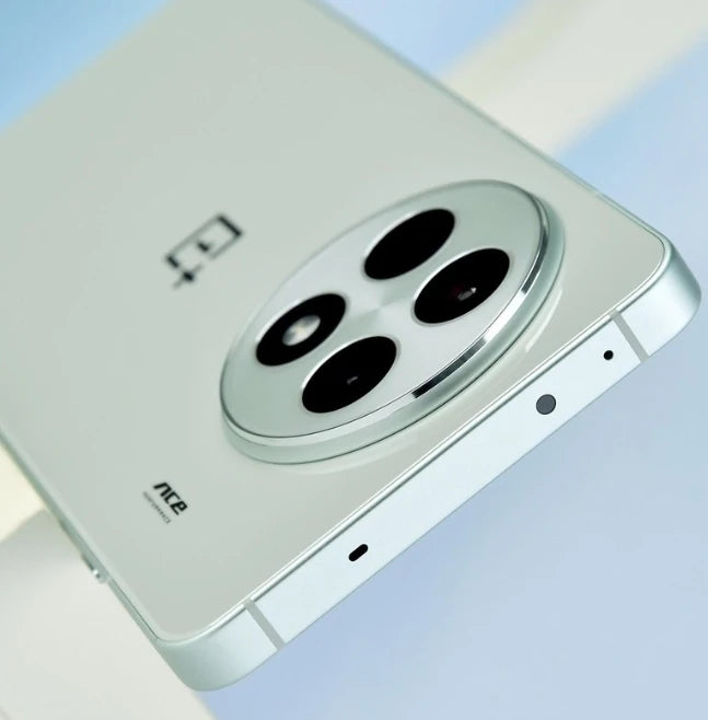 New OnePlus ACE 5 5G Smart Phone  Unlocked Snapdragon 8 Gen 3 6.78'' AMOLED Display Screen 80W SUPERVOOC Charge 6415mAh Battery