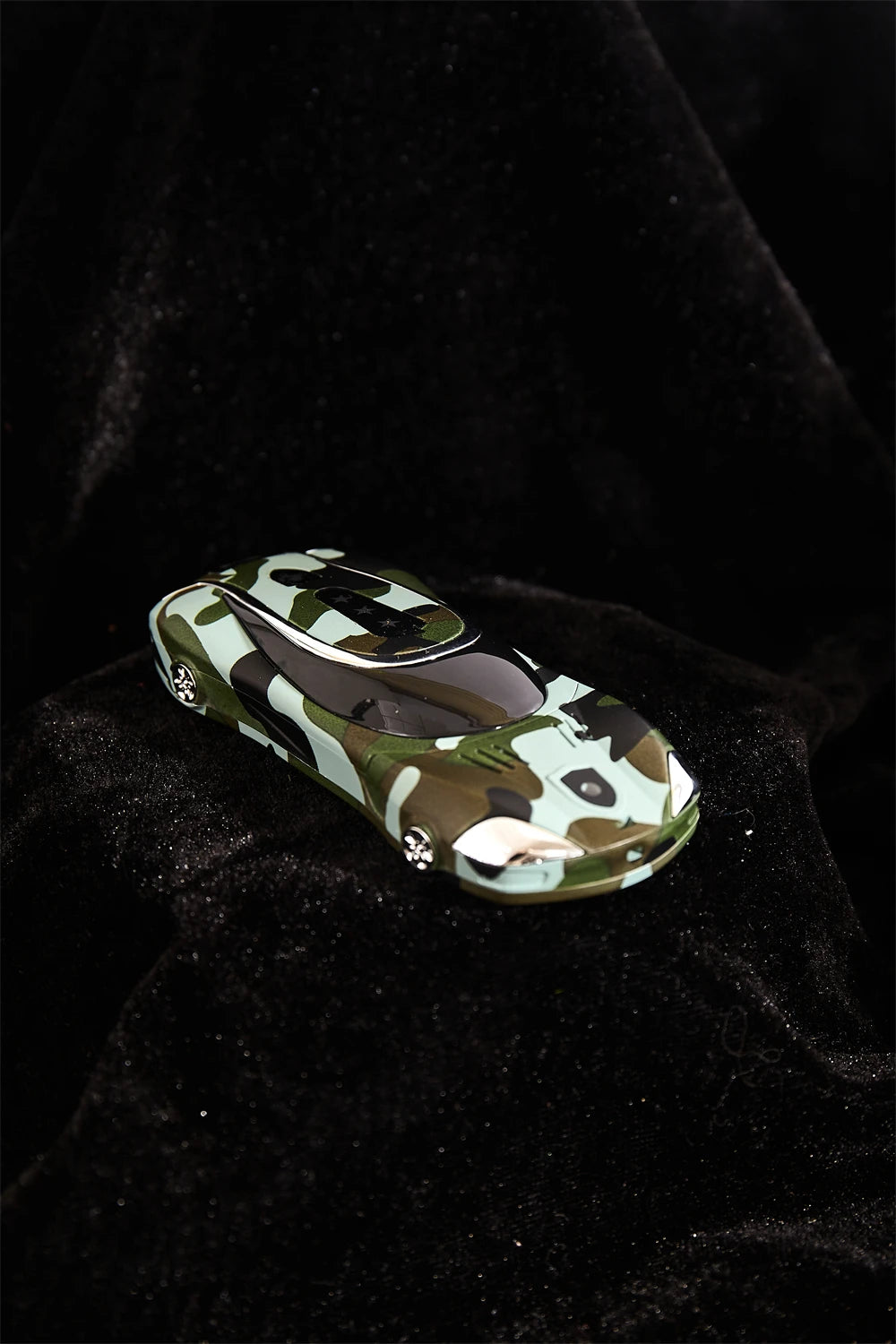 Car Shape Push Button Mobile Phone 1.8 Inch Mini Student Dual Sim 0.3MP CellPhone MP3 Wireless FM Luxury Type-C Telephone