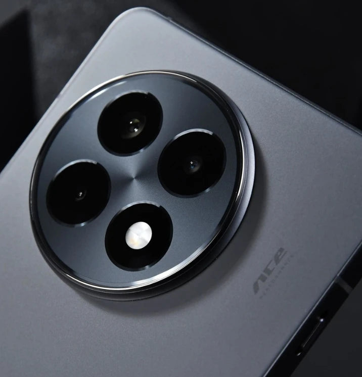 New OnePlus ACE 5 5G Smart Phone  Unlocked Snapdragon 8 Gen 3 6.78'' AMOLED Display Screen 80W SUPERVOOC Charge 6415mAh Battery