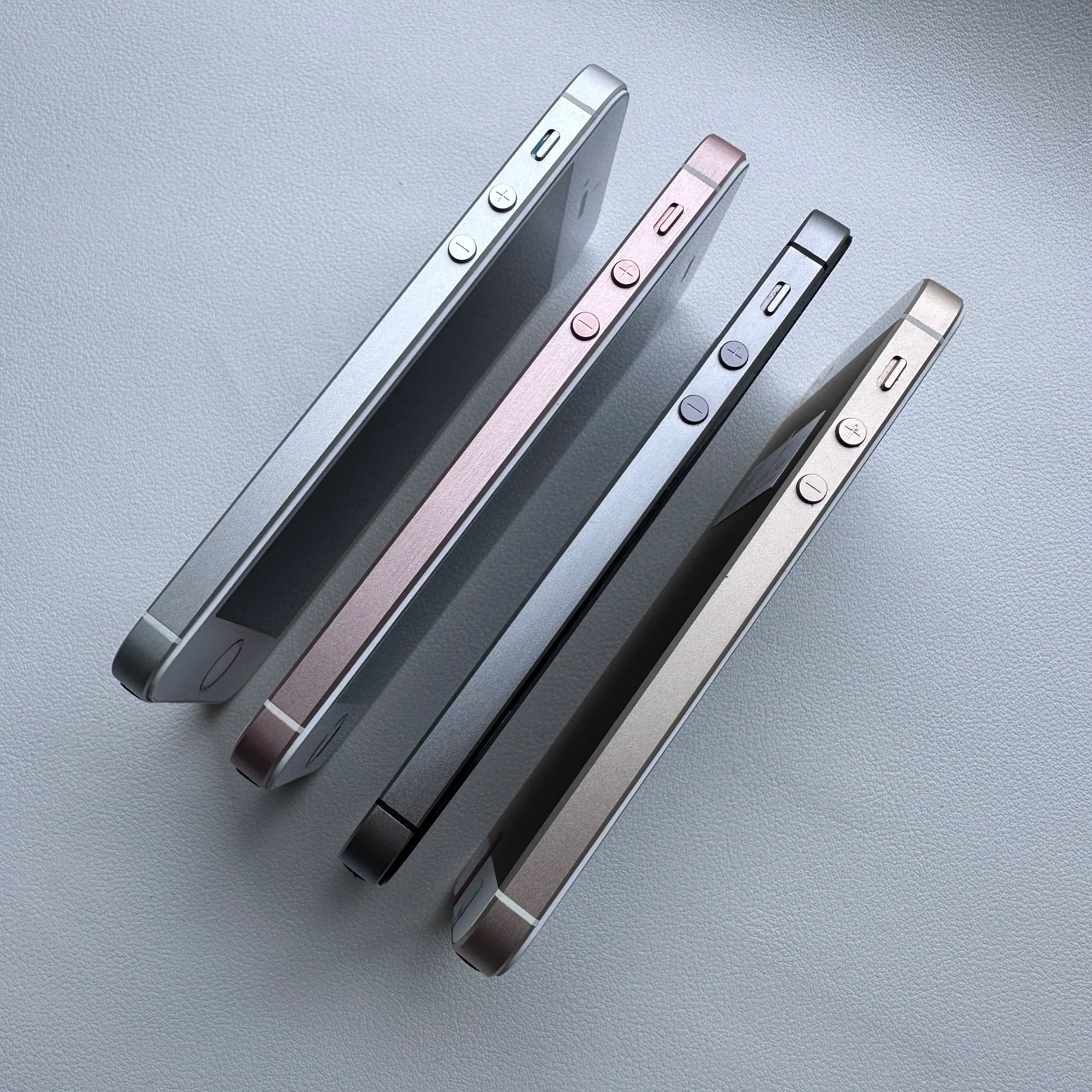 iPhone SE Original Mobile Phone 2GB RAM 16GB/32GB/64GB/128GB ROM 4.0" Unlocked Fingerprint 4G LTE Dual Core Cellphone