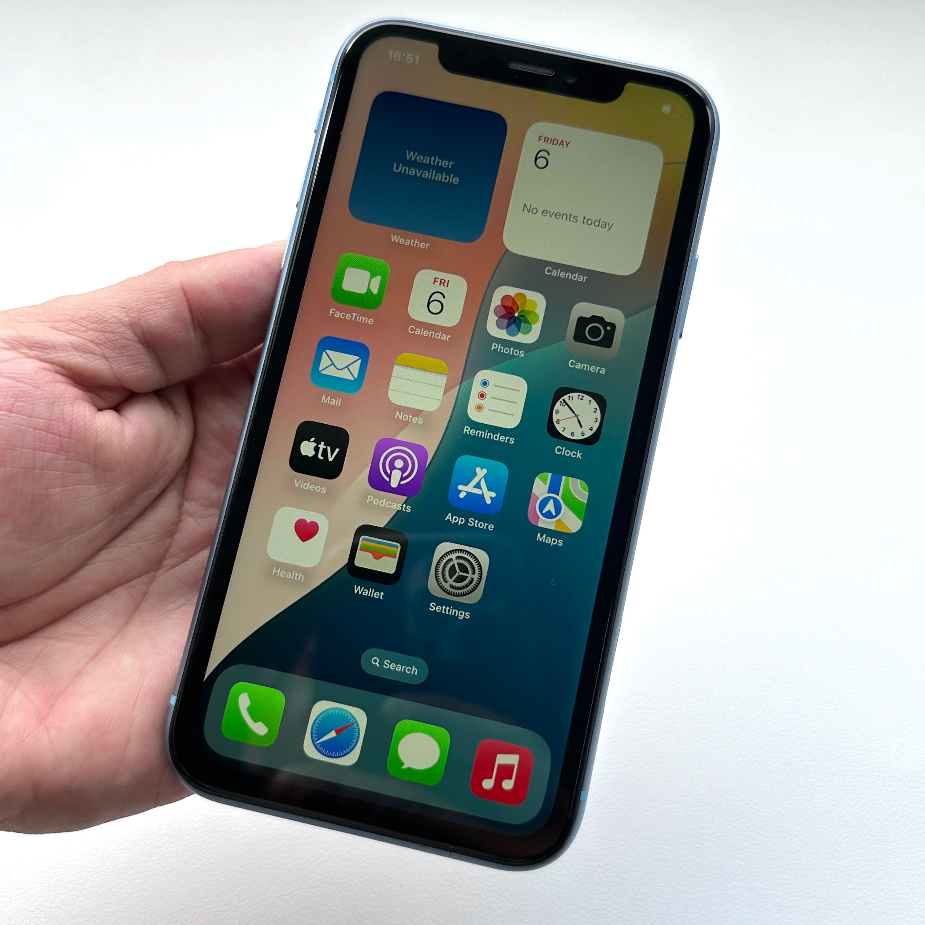 Original iPhone XR 4G LTE Mobile Phone 6.1" Display 64GB/128GB ROM 3GB RAM 12MP A12 Bionic IOS CellPhone Unlocked