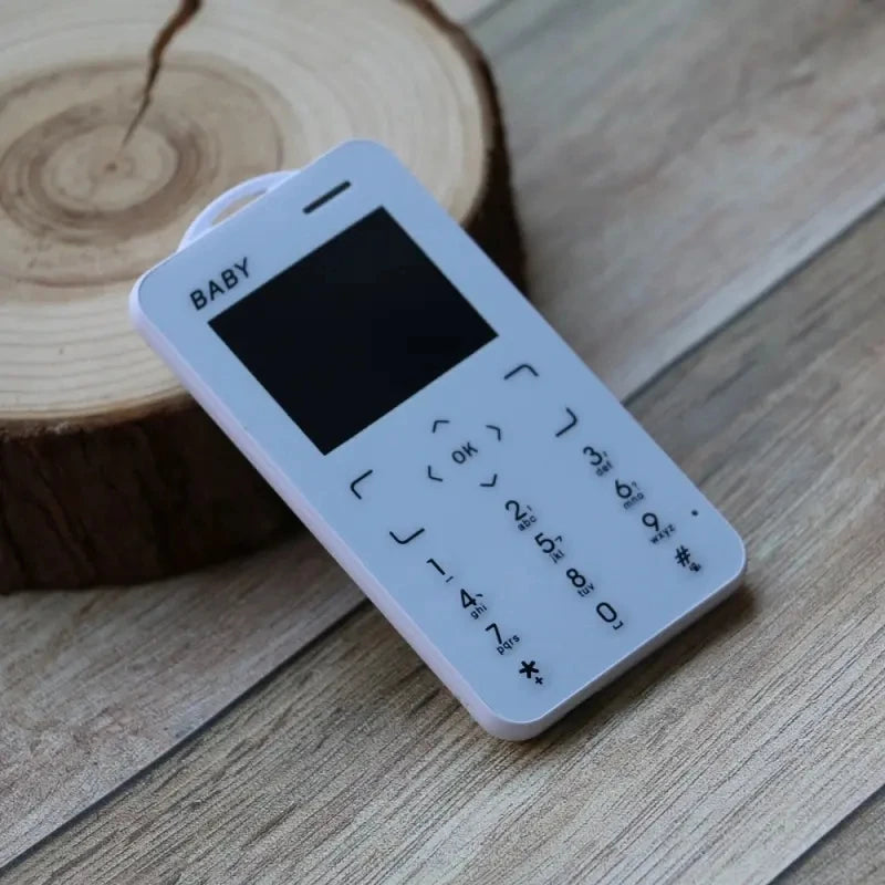 Unlocked Super Mini Card Mobile Phone 1.77 Inch 2G GSM Single SIM MP3 Telephone Bluetooth Dialer FM Blacklist Student CellPhones