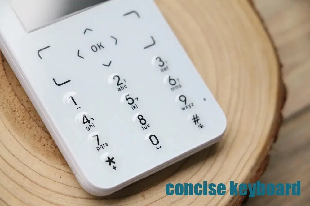 Unlocked Super Mini Card Mobile Phone 1.77 Inch 2G GSM Single SIM MP3 Telephone Bluetooth Dialer FM Blacklist Student CellPhones