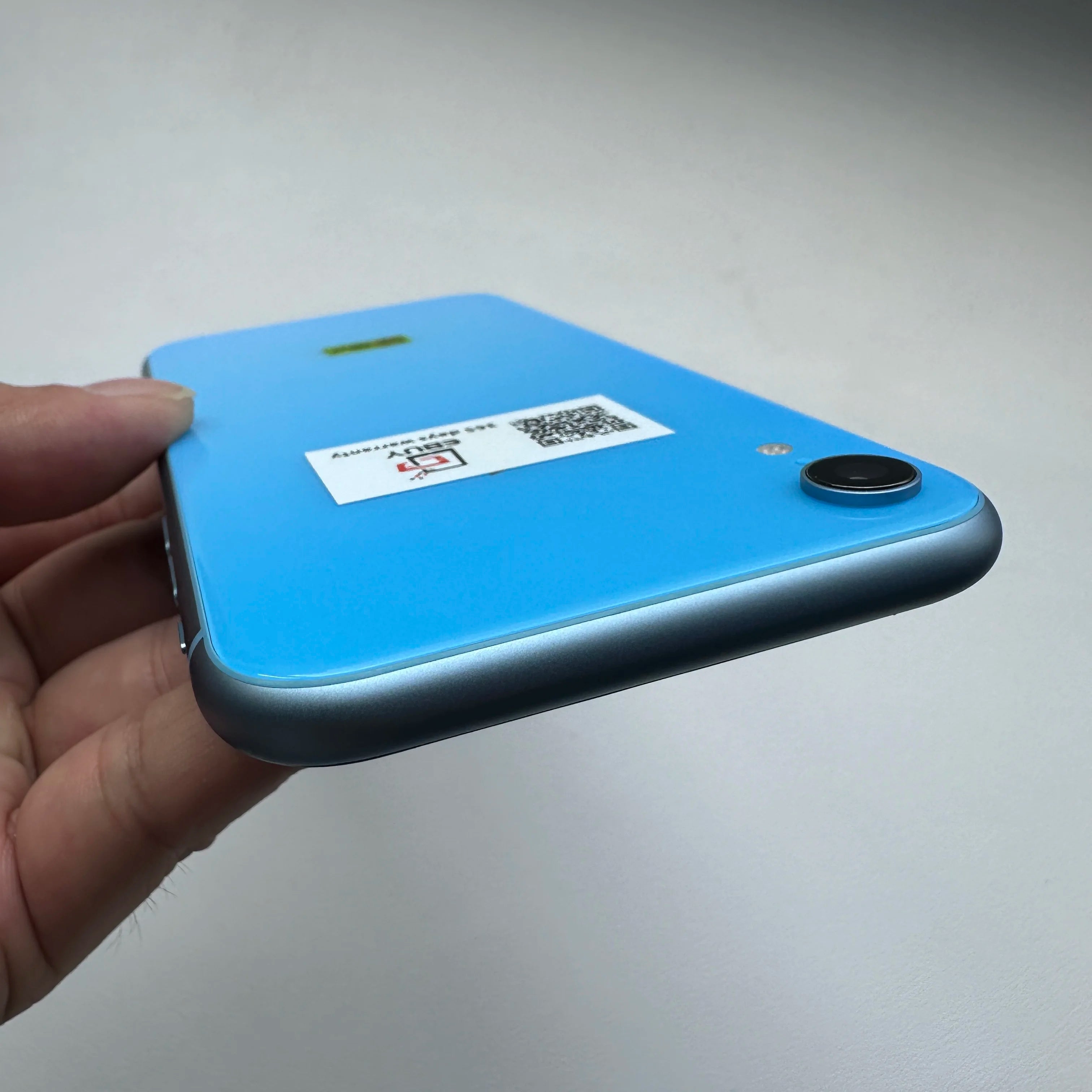 Original iPhone XR 4G LTE Mobile Phone 6.1" Display 64GB/128GB ROM 3GB RAM 12MP A12 Bionic IOS CellPhone Unlocked