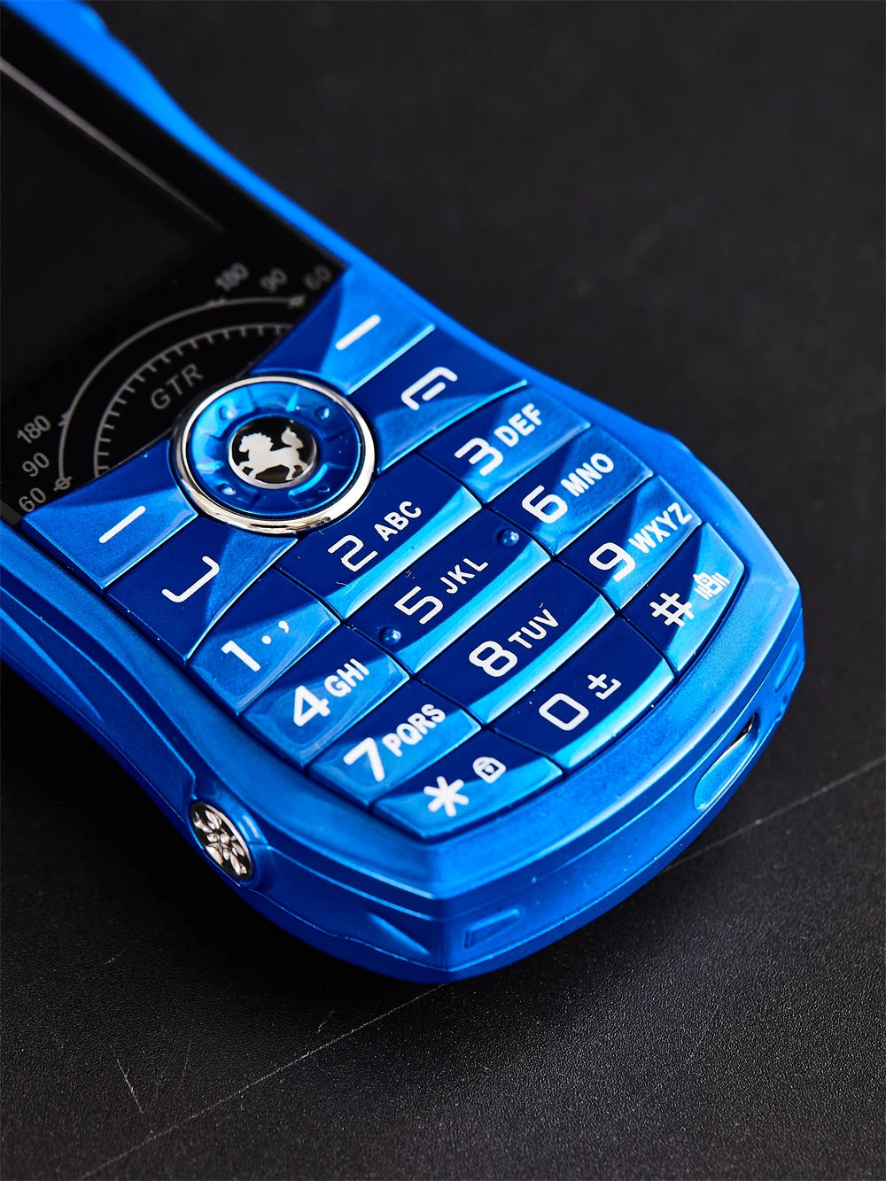 Car Shape Push Button Mobile Phone 1.8 Inch Mini Student Dual Sim 0.3MP CellPhone MP3 Wireless FM Luxury Type-C Telephone