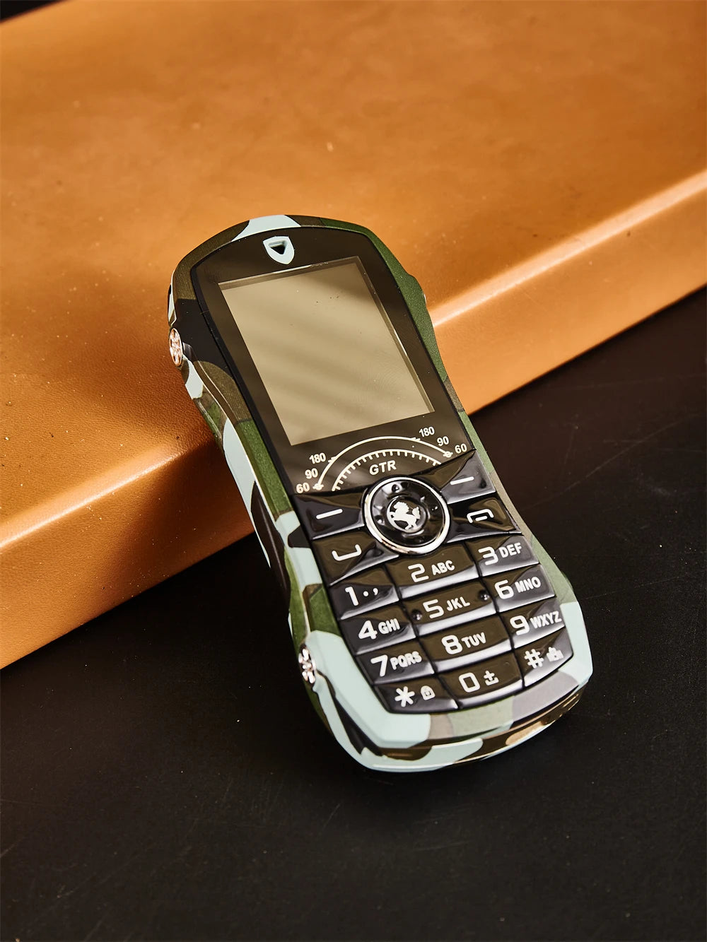 Car Shape Push Button Mobile Phone 1.8 Inch Mini Student Dual Sim 0.3MP CellPhone MP3 Wireless FM Luxury Type-C Telephone